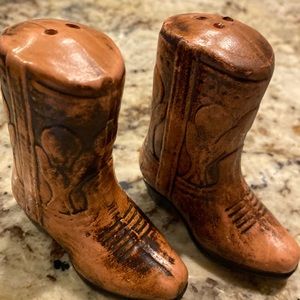 Vintage cowboy boots salt and pepper shakers